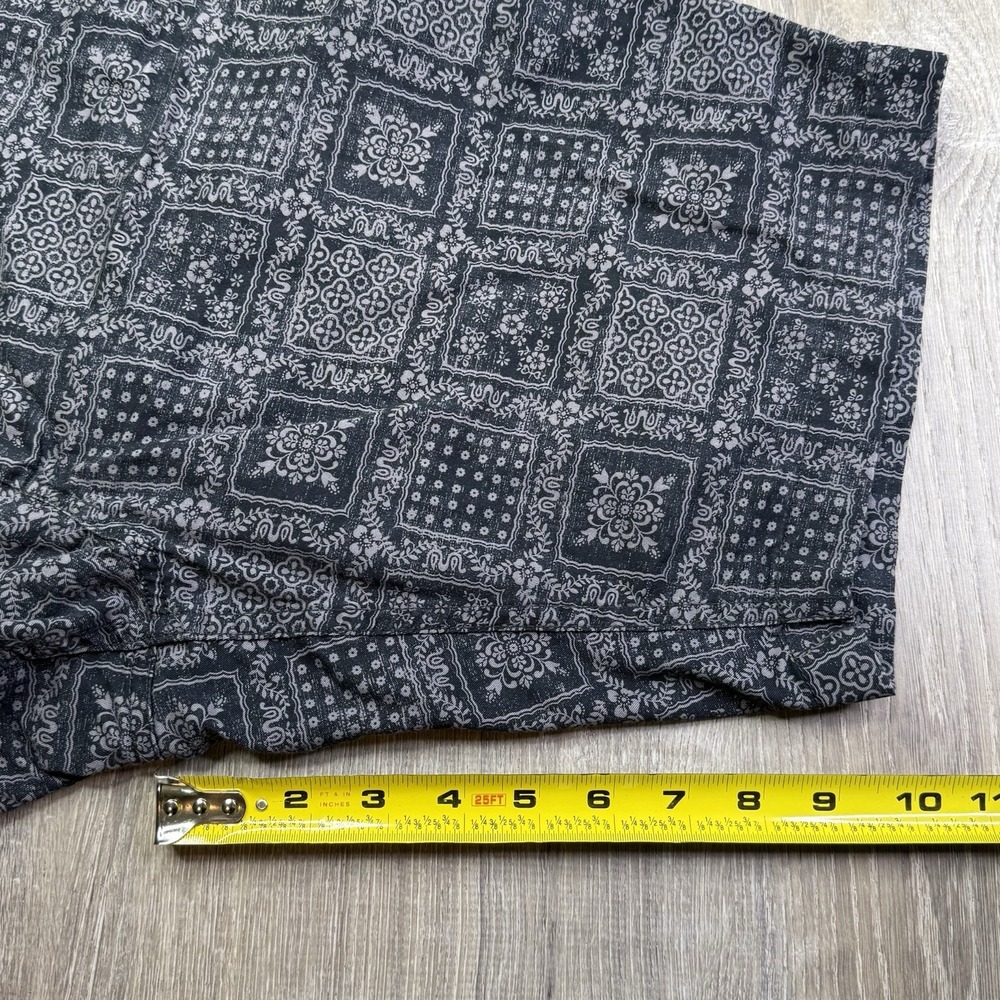 Reyn Spooner Shorts Black Gray Geometric Print Casual Uniqlo Mens Size M Medium - Picture 11 of 11